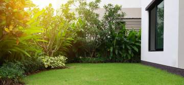 Création et entretien de parc & jardin  Pose d’arrosage automatique  Maçonnerie paysagère / Spécialiste du thermosoudage Demander votre devis